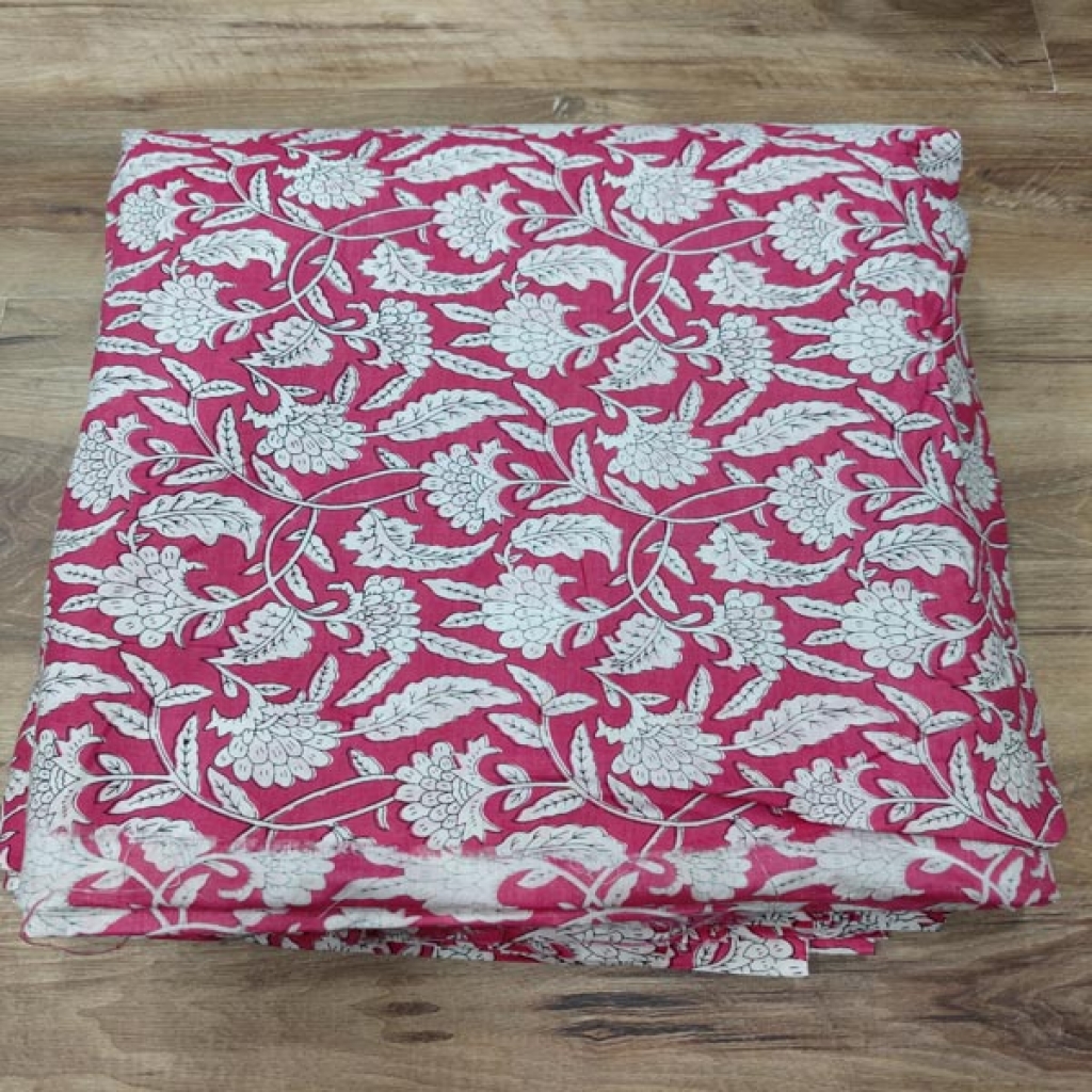 New Letast Amezing Design Small Floral Prints Cotton Fabric Sewing Fabric for Dress Making Quilting Fabric