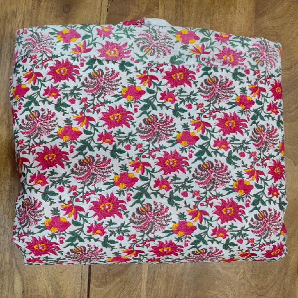 New Beautifull Design Small Floral Screen Prints Cotton Fabric Sewing Fabric for Dress Making Quilting Fabric Kimono