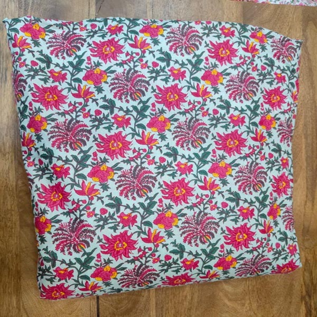 New Beautifull Design Small Floral Screen Prints Cotton Fabric Sewing Fabric for Dress Making Quilting Fabric Kimono